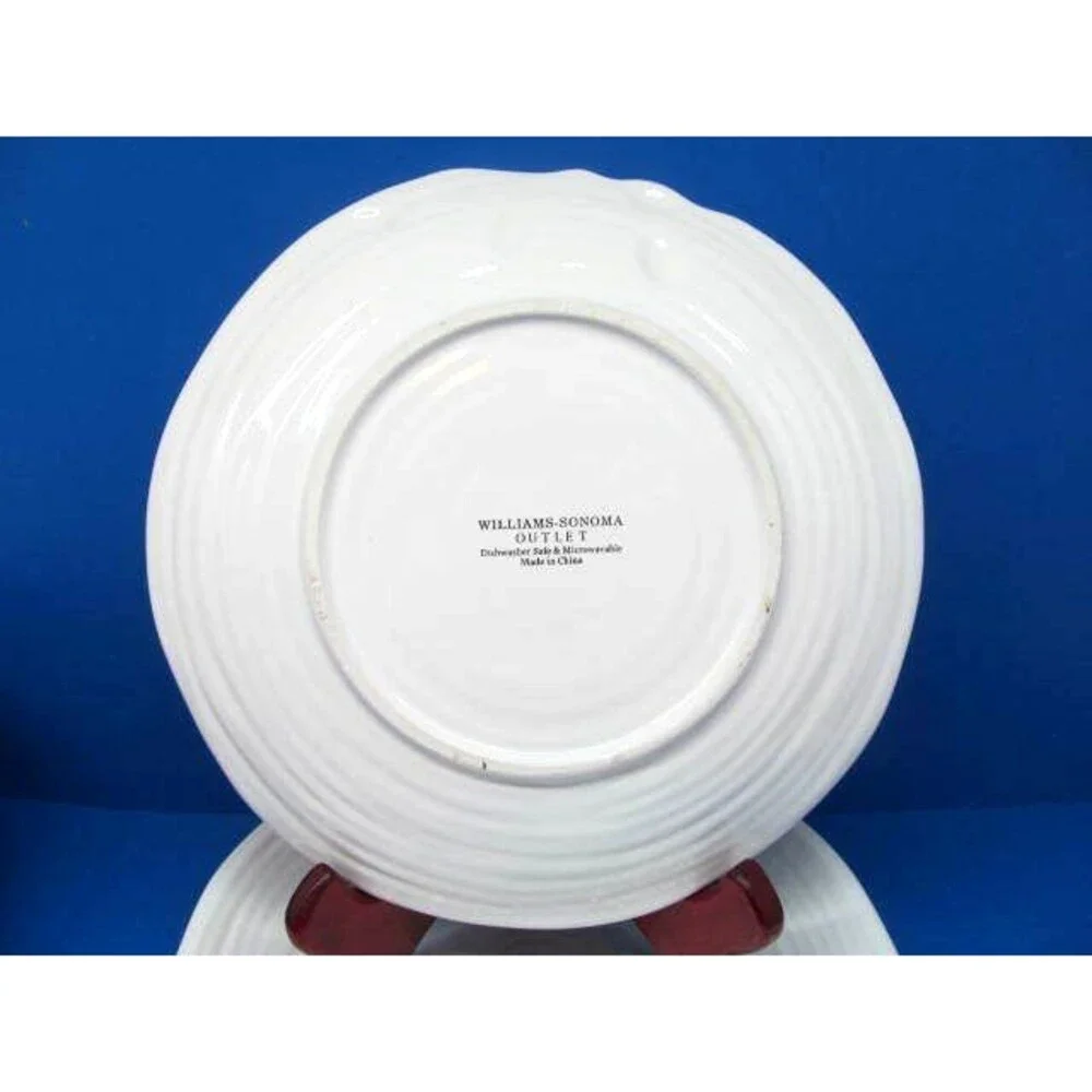 Williams Sonoma Outlet White Swirl Embossed Salad Plates Bundle of 4